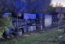 Pod utjecajem alkohola od 2,37 promila upravljao teretnim vozilom i sletio s kolnika