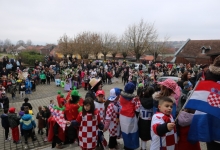 MAŠKARE PAKRAC 2026. Najmlađi oduševili građane šarenom povorkom