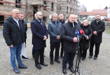 Ministar hrvatskih branitelja Tomo Medved obišao Braniteljski centar u Pakracu