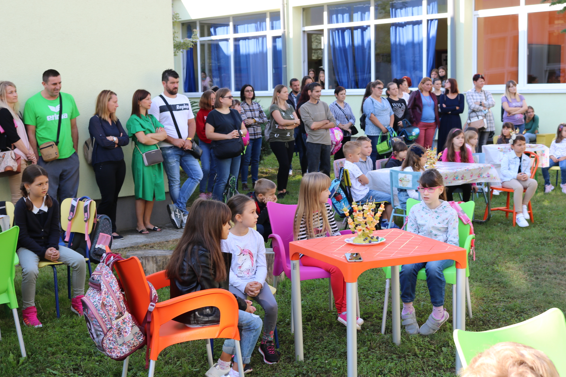 PRVI DAN ŠKOLE Program dobrodošlice za đake prvake