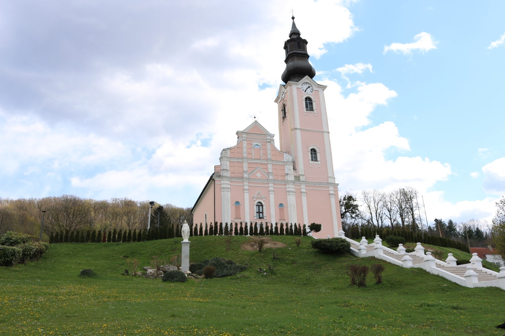 USUSRET BLAGDANU VELIKE GOSPE: Sutra započinje trodnevnica