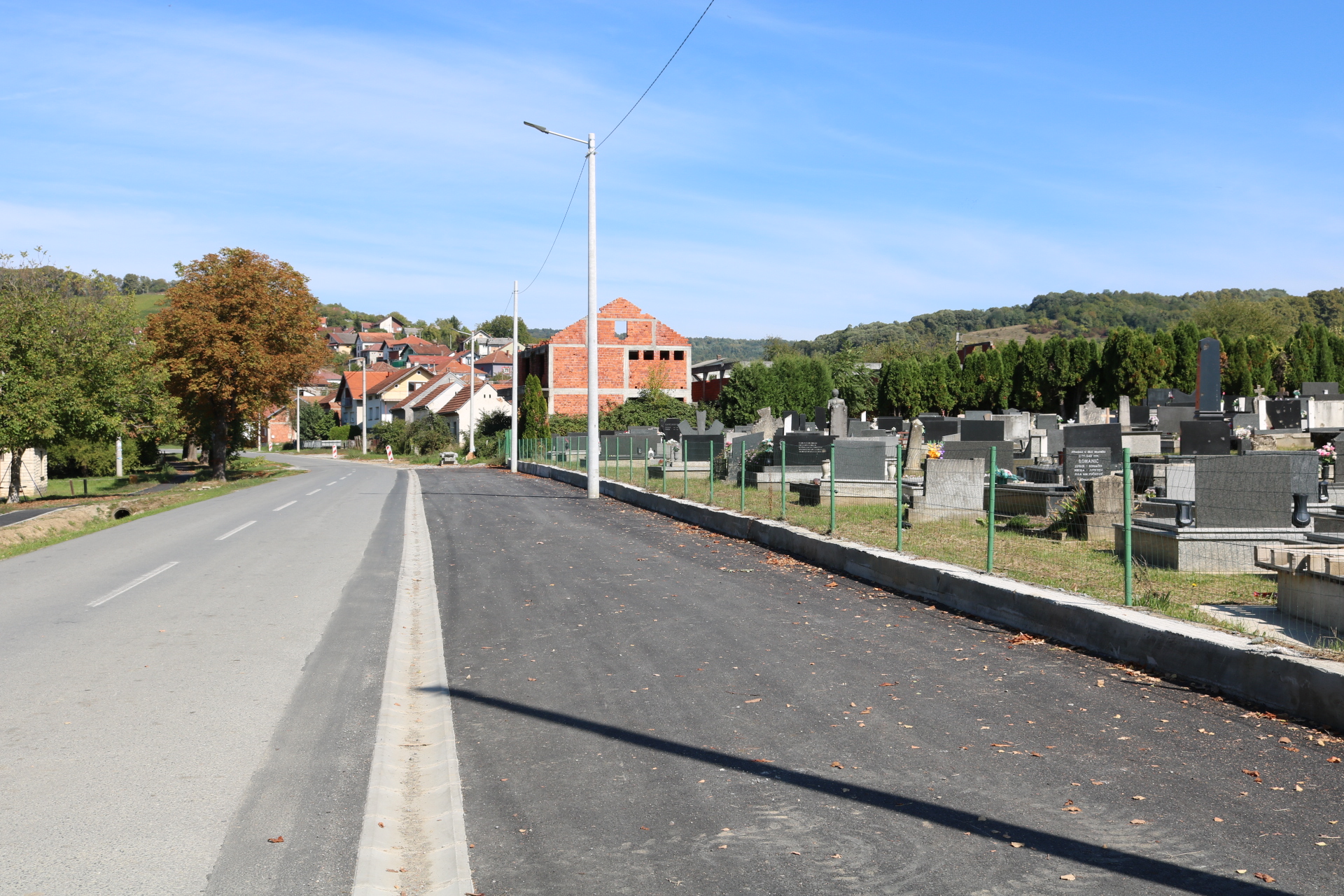 RADOVI NA PAKRAČKIM PROMETNICAMA Završen nogostup i parkiralište na Gavrinici