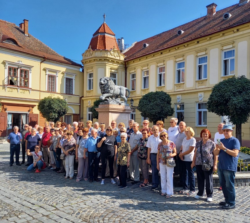 (PROMO) "ZAJEDNO U DRUGU MLADOST" Zajedničko druženje u Pečuhu