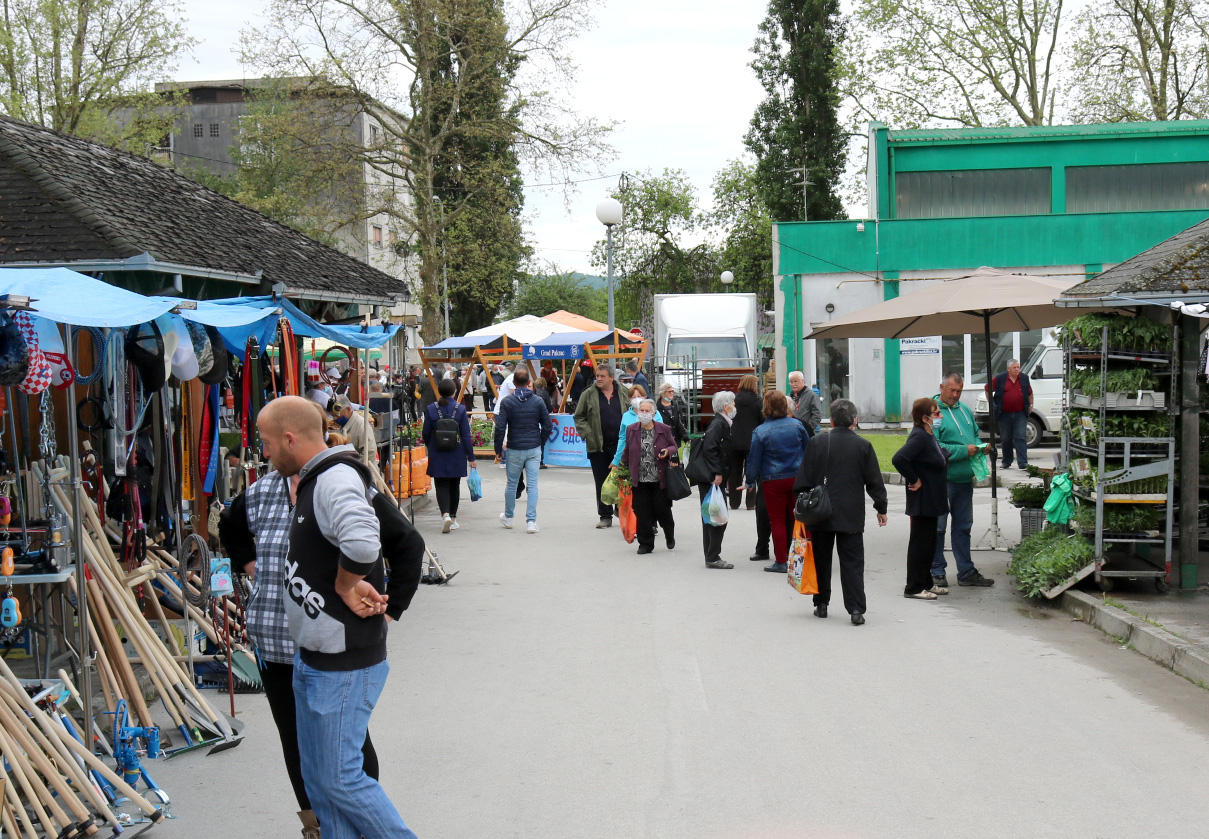 TRŽNICA DAN RANIJE Zbog blagdana Tijelova - "četvrtak" u srijedu