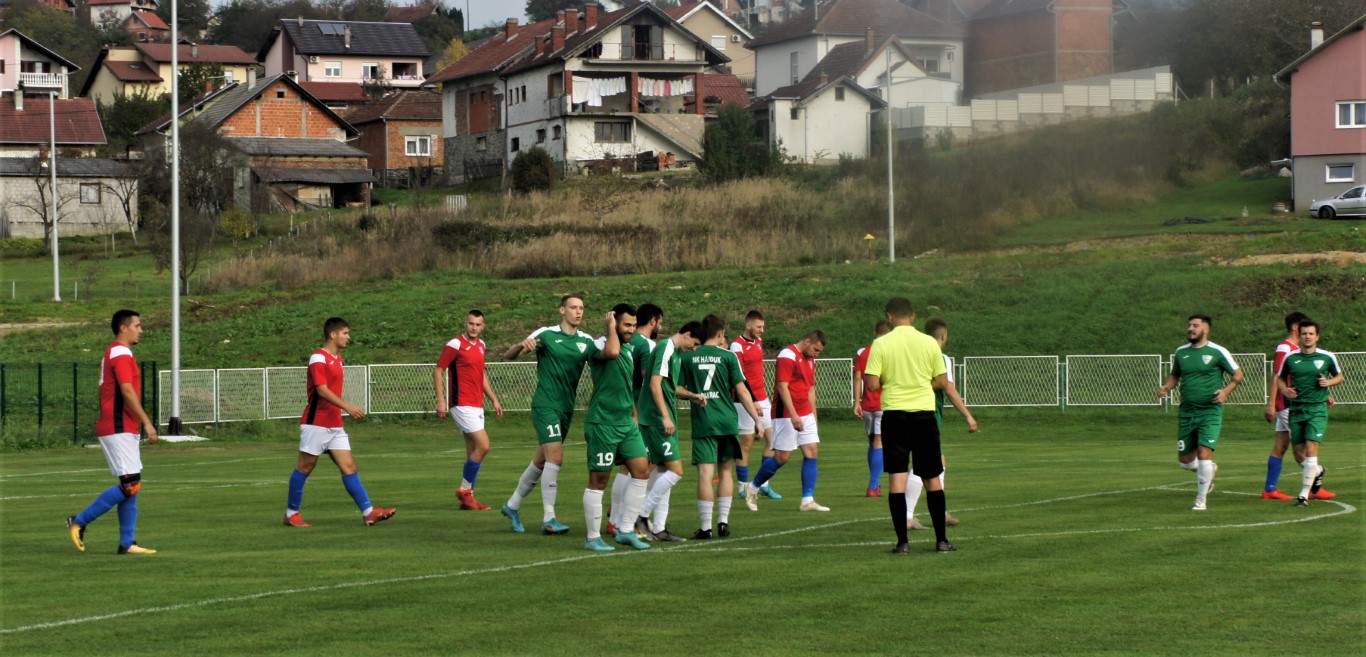 HAJDUK - PAPUK VELIKA 2:0 Do bodova bez igre i znoja