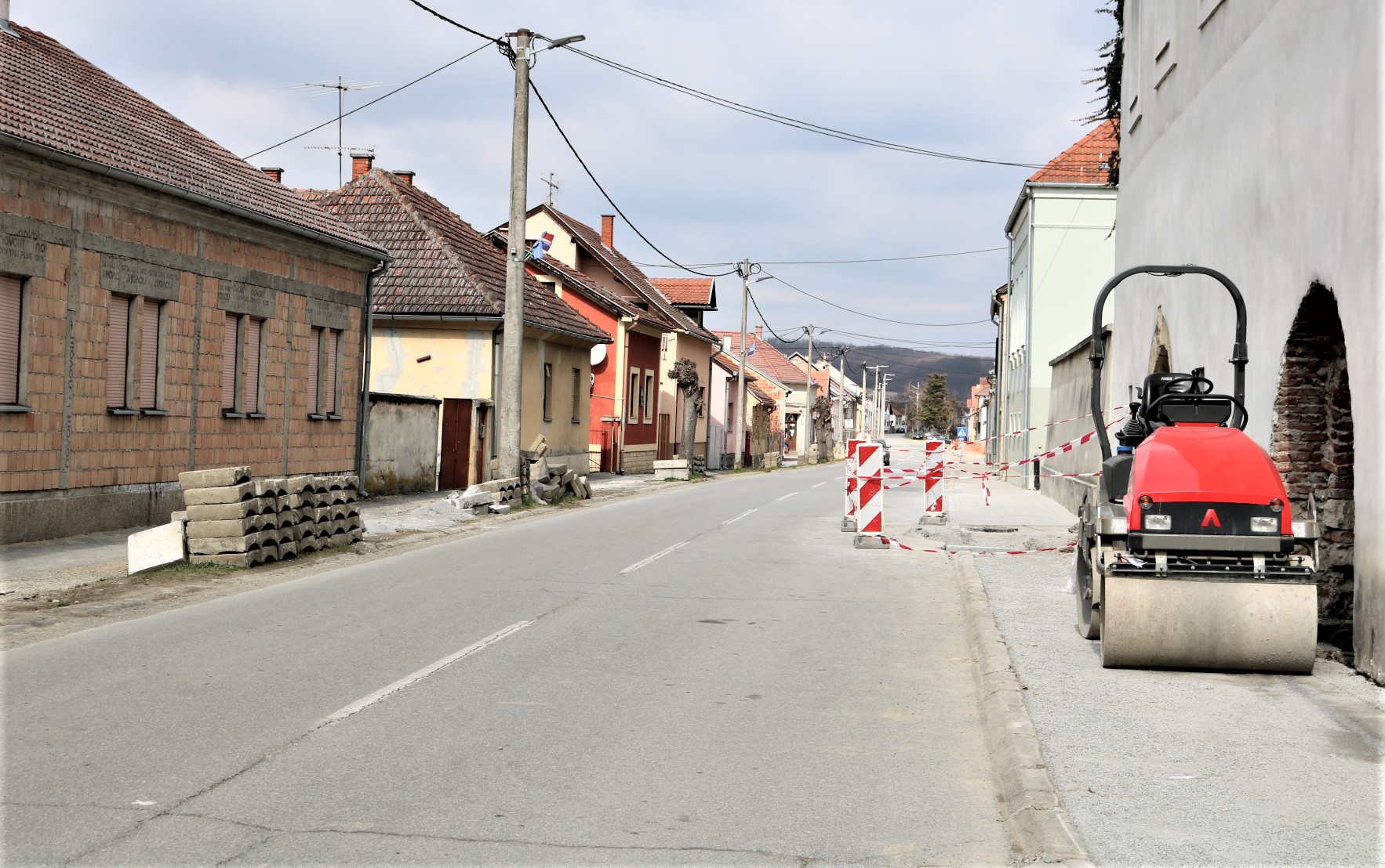 RADOVI NA AGLOMERACIJI Svi s nestrpljenjem čekaju asfaltne baze