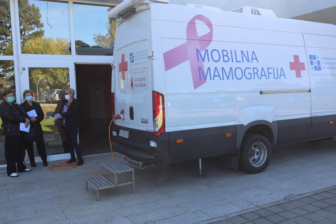 MOBILNI MAMOGRAF U PAKRACU U tri dana pregledano 150 Pakračanki