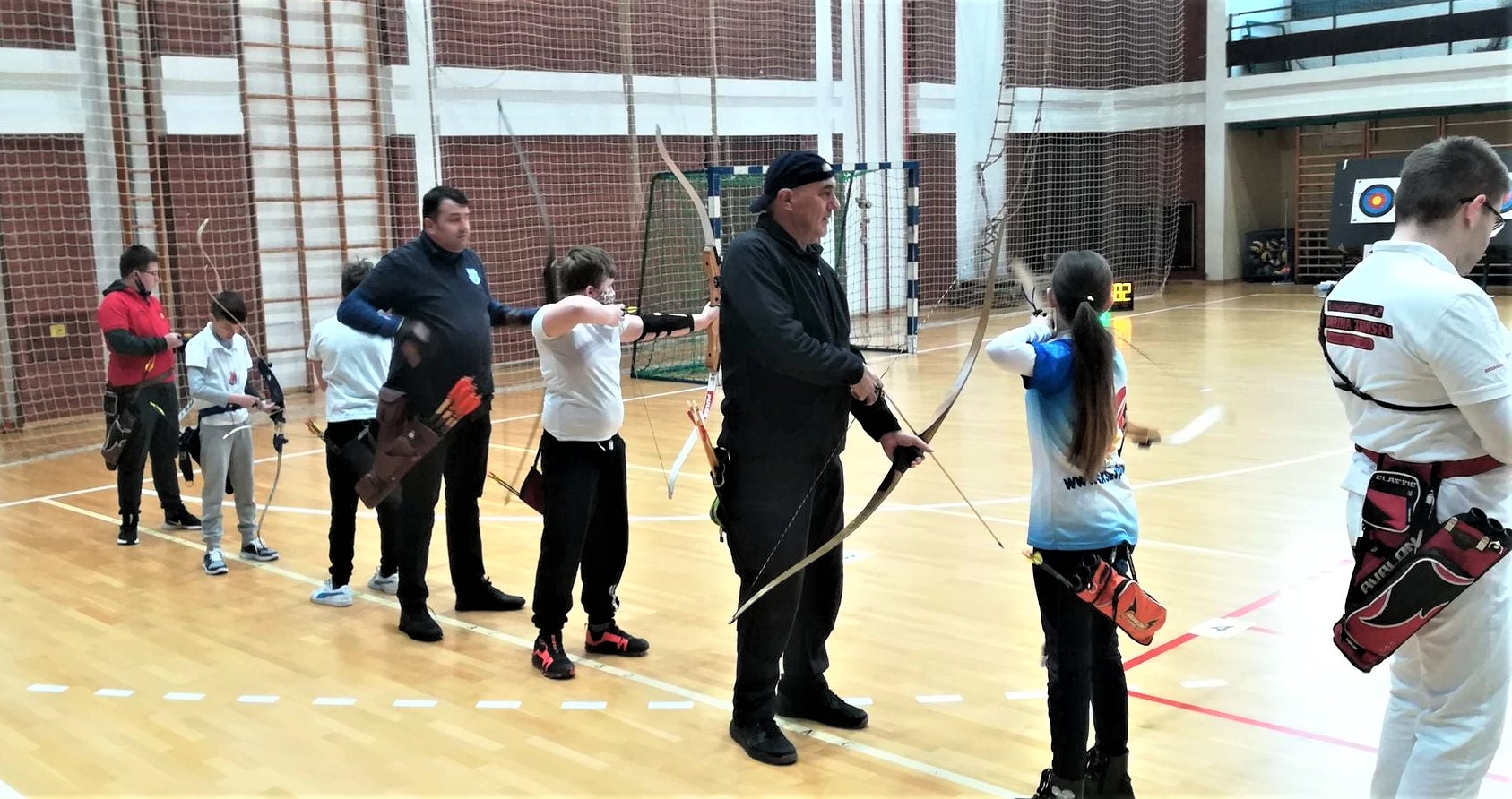 SPORTSKI VIKEND Uspješni streličari i odbojkašice, rukometaši izgubili