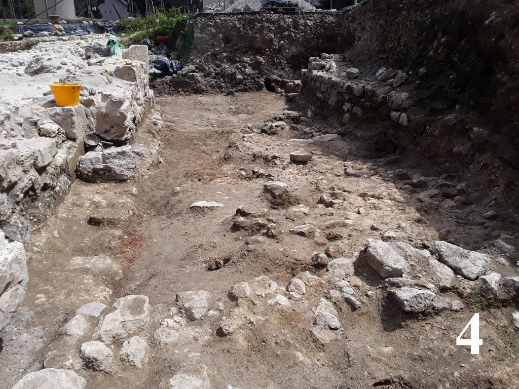 4. Južni sektor uništenje južne kosturnice i pomoćne prostorije 1540. g i djelomična obnova Medium
