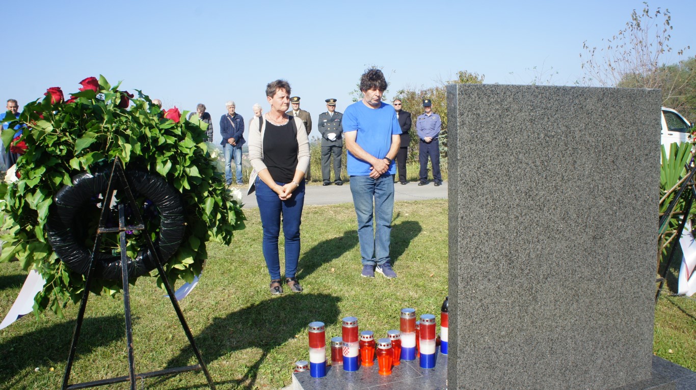 PAKRAČKI VINOGRADI Obilježena 32. godišnjica stradavanja civila