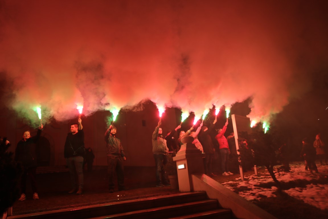 OBILJEŽAVANJE POČETKA DOMOVINSKOG RATA Upaljene 32 baklje pobjede