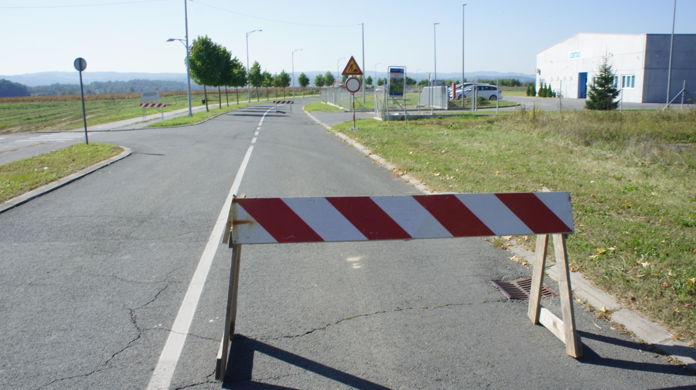 RADOVI NA IZGRADNJI VODOPROPUSTA 40 dana onemogućen ulaz iz Bolničke u Vukovarsku ulicu