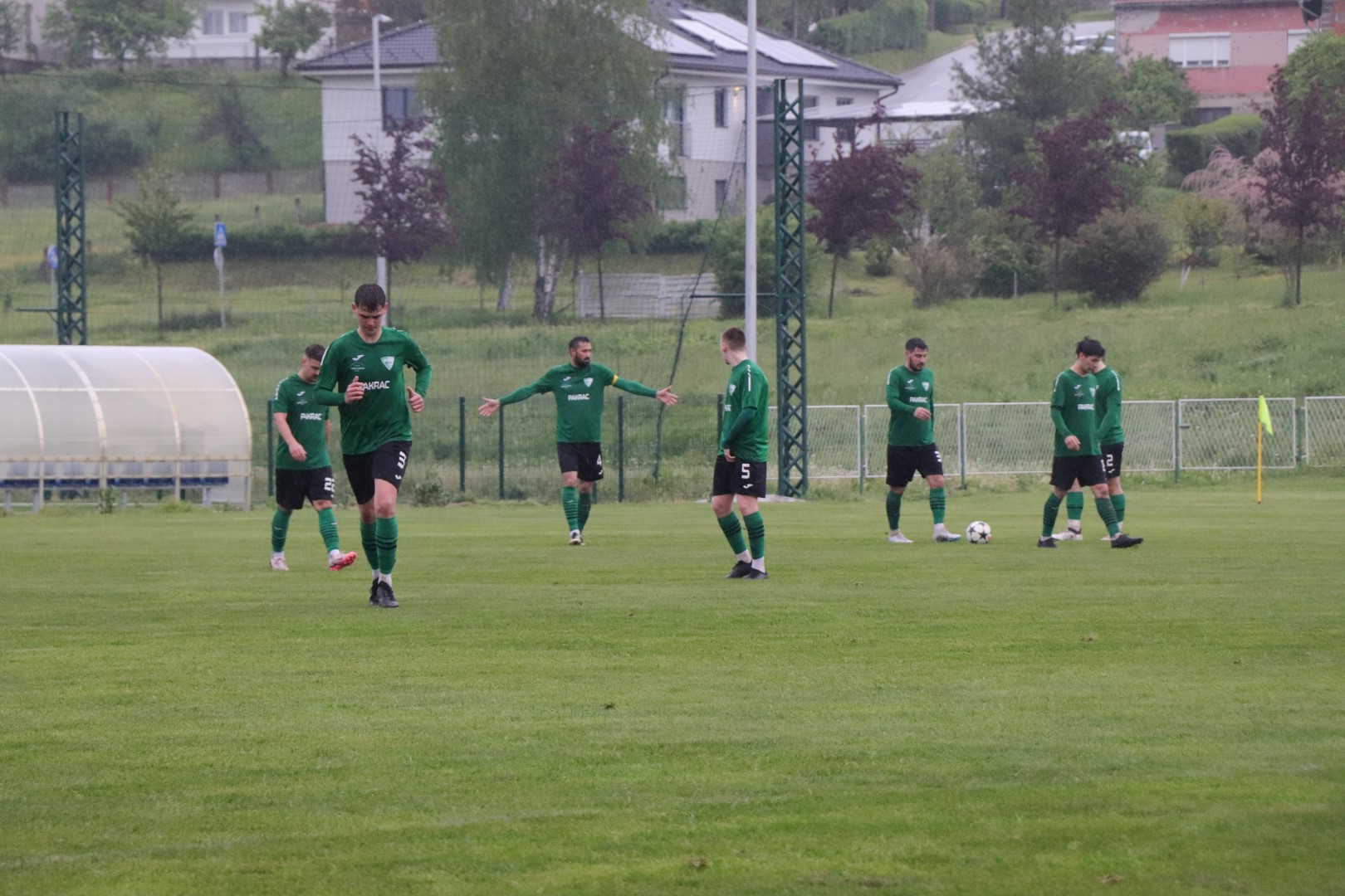 NOGOMET Poraz Hajduka, Badljevini pripao derbi s Obriježanima