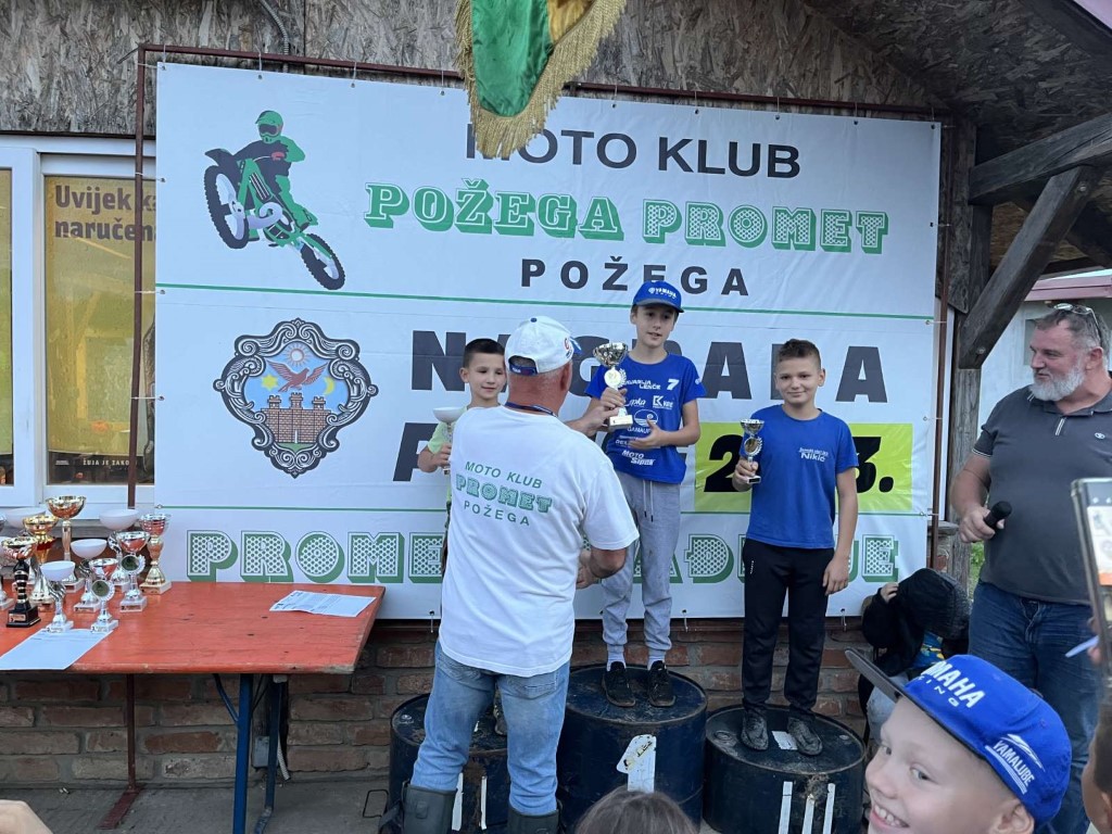 MOTOCROSS Lenče suvereno zaključio sezonu