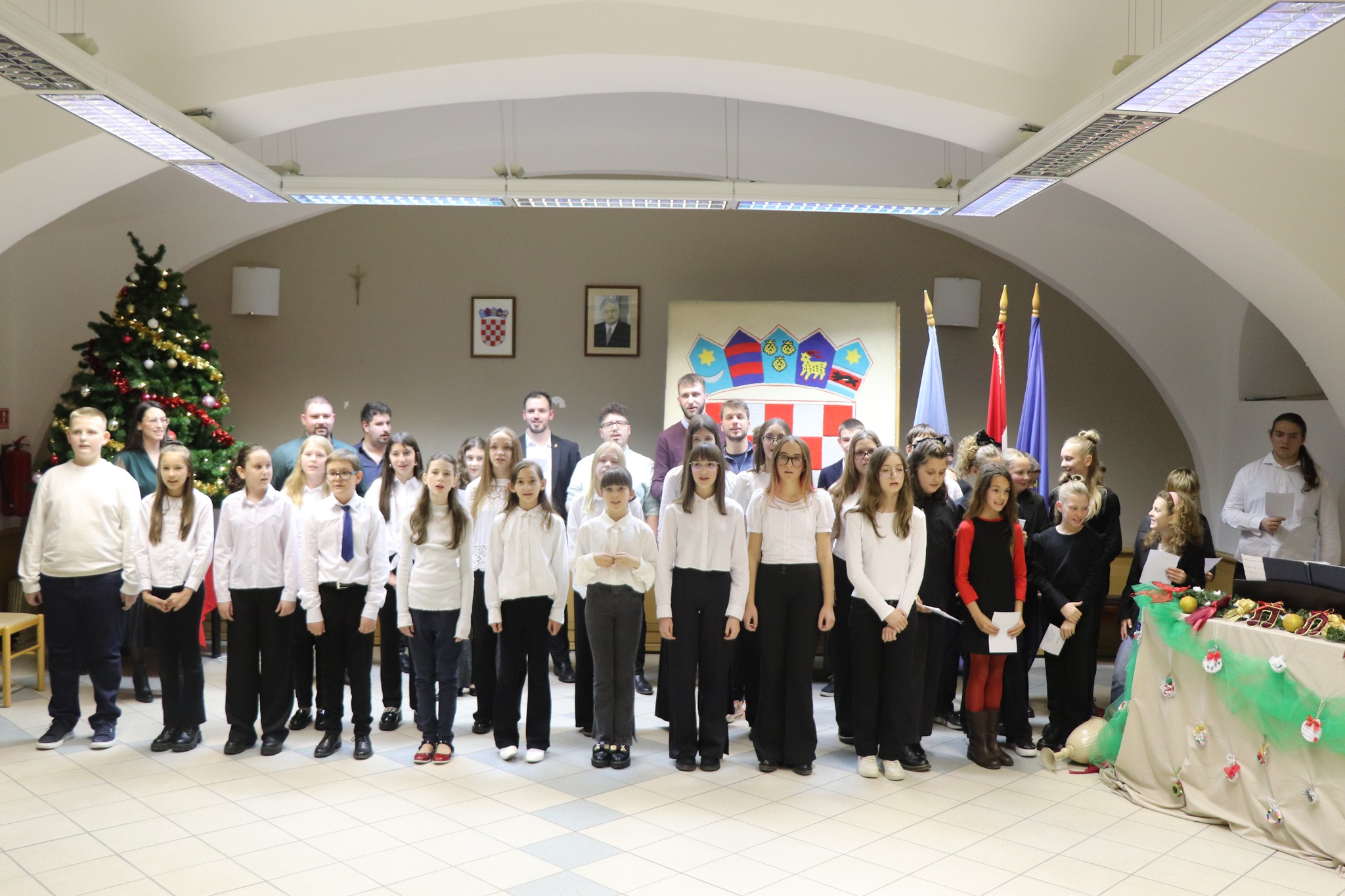 bozicni koncert ogs 2025