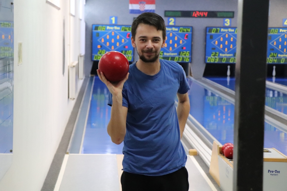 58605844125800118752927216501268726299921996n