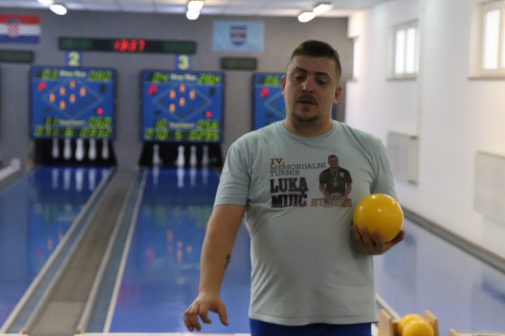 586640179258001203395937247534186659594231271n