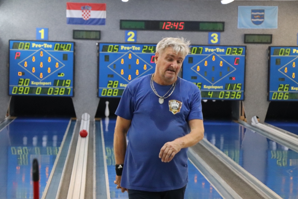 587309681258001189895938596948677804876354871n