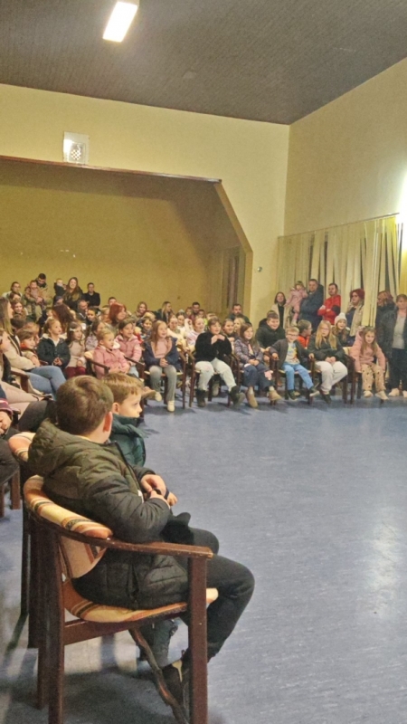 IMG-baad006bcc922d12d5d26b23c8f90661-V