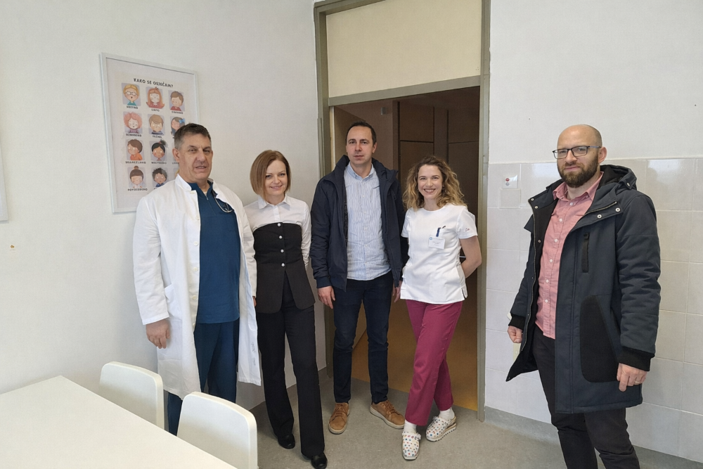 8d1bfa88-3732-48d4-b3c1-b07bb0147595-Custom