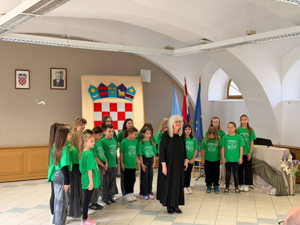 656962708269091193620271442851434717673860147n