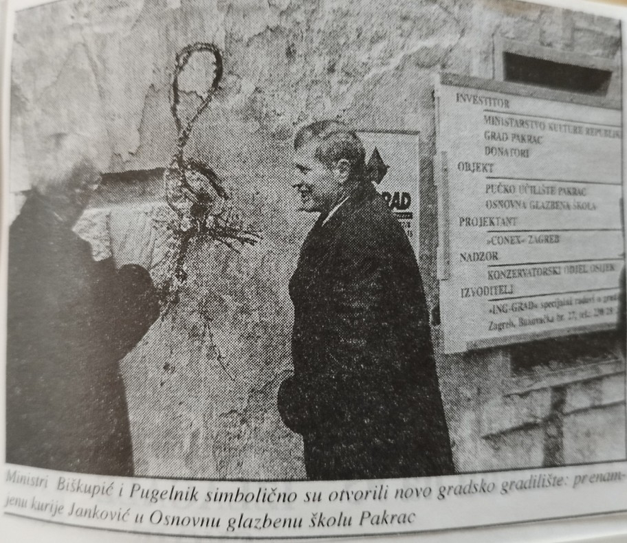 Tadanji-ministri-Bikupi-i-Pugelnik-na-otvaranju-gradilita-obnove-kurije-Jankovi