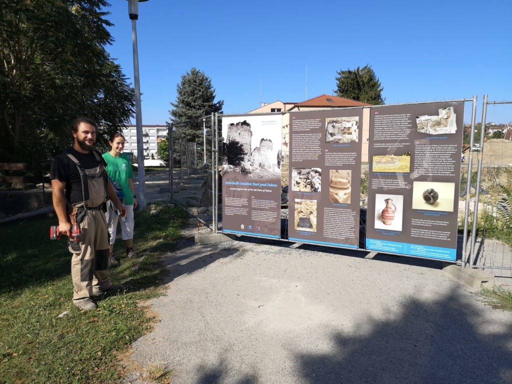 STARI GRAD PAKRAC Postavljene informativne ploče