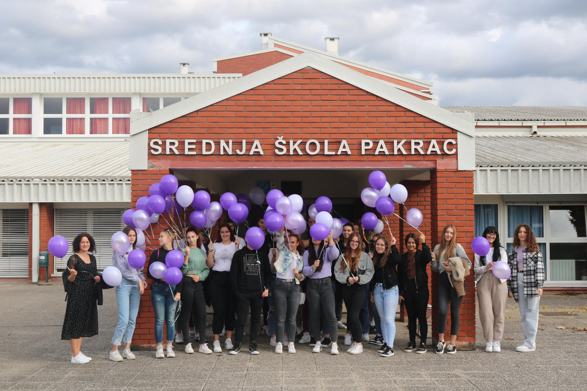 PALIJATIVNI TIM LIPA Šetnja srednjoškolaca za oboljele od Alzeheimera