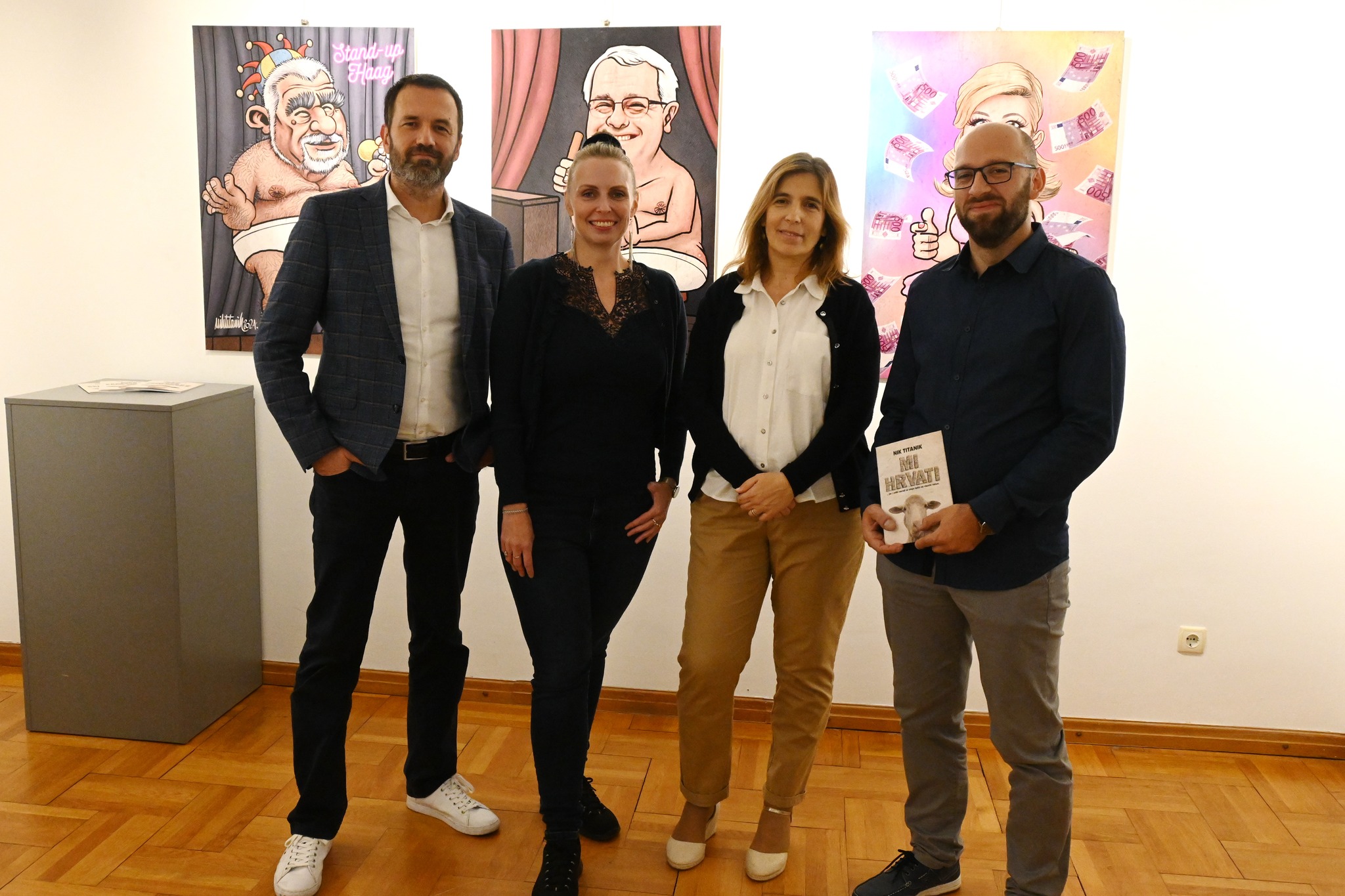 30 GODINA KARIKATURA NIK TITANIKA Izložba nasmijala i zabavila posjetitelje pakračkog muzeja