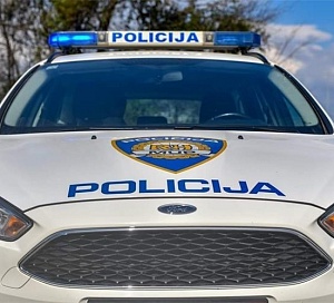 Policija1