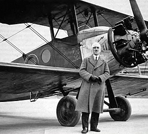 JosipModly pilot i konstruktor aviona