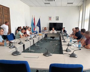 AKTUALNI SAT SDP-ovci rešetali pitanjima, Ivančić uzvratio paljbu