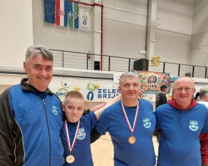 STRELIČARSTVO Iz Siska Šimić kući ponio zlatnu medalju, Marošević i Majstorović brončane