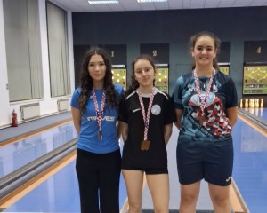 3. REGIONALNI TURNIR MLADIH Simona Zukanović zlatna, Leona Zubalj brončana