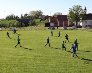 NOGOMET Po 6 golova Hajduka i Croatije, Dobrovčani slavili u derbiju s Badljevčanima